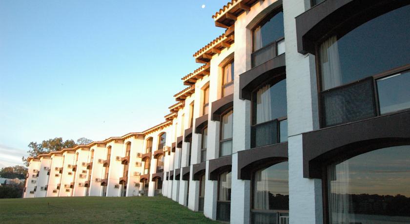 Hotel Wyndham Garden Montevideo Carrasco Ciudad de la Costa Esterno foto